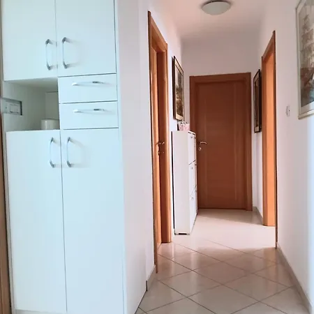 Auroraa Apartament